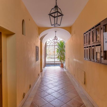 Vg Trevi Fountain 5 Stelle Elegant Apartment Roma Eksteriør bilde